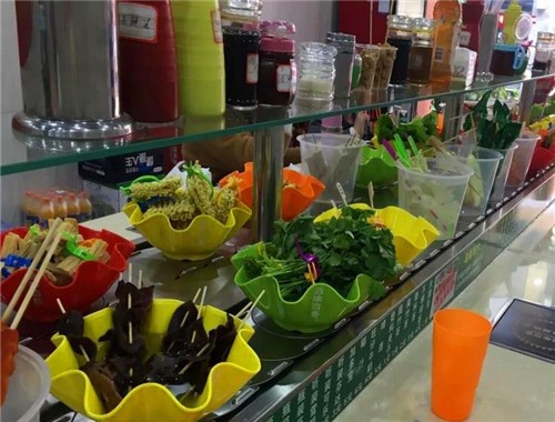 百串百味旋转麻辣烫